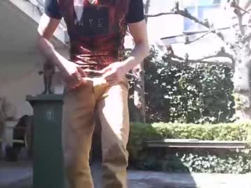 man hiimpeter image #4172813