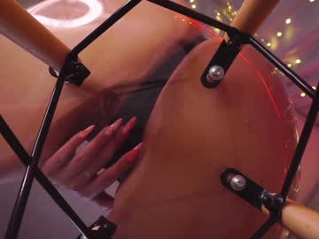 girl helenmoors image #5296569