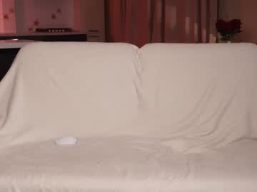 nicole_birds sex webcam