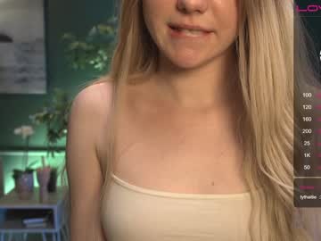 girl effielinkis image #1034870