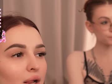 kiraninetails sex webcam