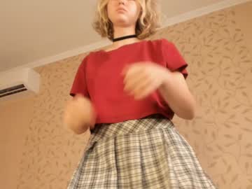 girl juliesalazar image #4730645