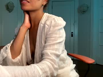 girl lady_episteme image #1741456