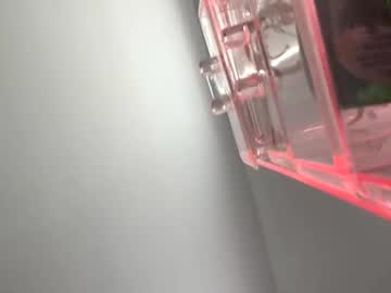 oliviaaraee sex webcam
