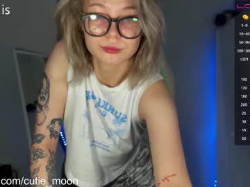 cutie_moon sex webcam