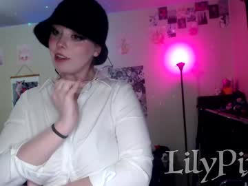girl lilypixel image #3089528