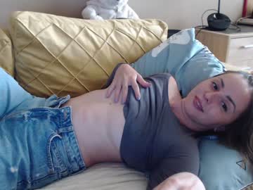 girl juicy_peach88 image #2489298