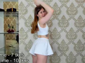 girl ashley_winks image #7031550