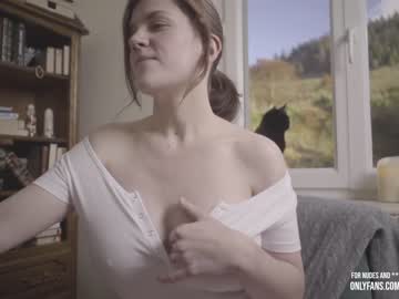 girl claire_moulin image #416163