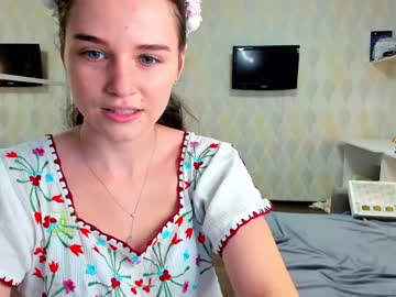 girl demurelixir image #2320355