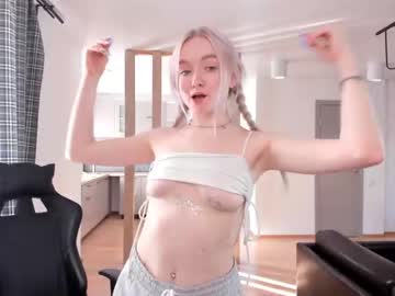 girl damsel_in_distr3ss image #1391547