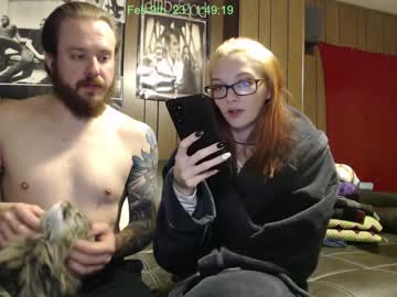 couple petiteandpete image #3677808