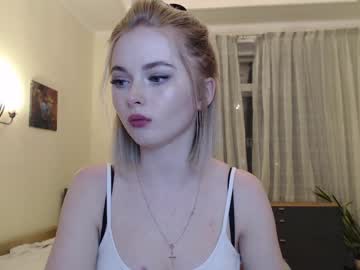 girl yvaine777 image #1099112