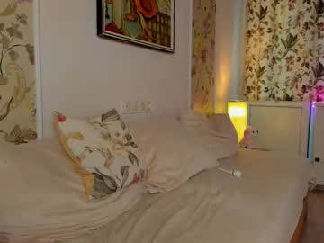 couple bedroomvhs image #7053524