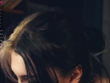 girl deliaderrick image #6860144