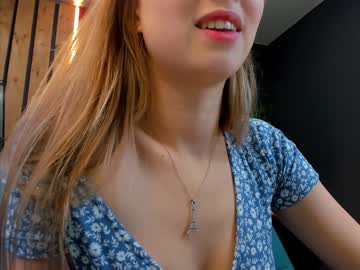 girl milablush image #4416193