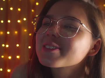 girl helenmoors image #4676834