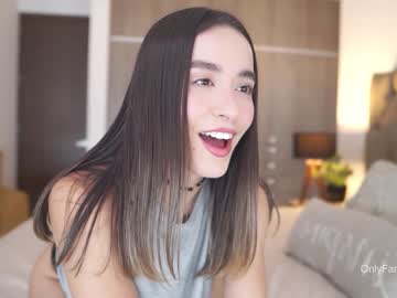 girl emyii image #4326325