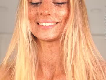 girl artease image #5749708