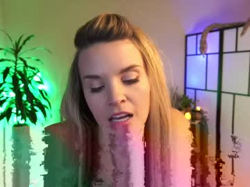 girl phoenix_taylor image #5366214