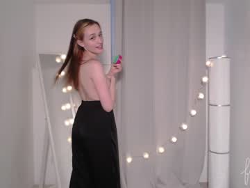 girl e_l_o_d_i_e image #1874478