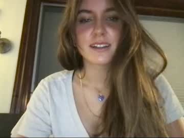 girl emma_walkerx image #5983810