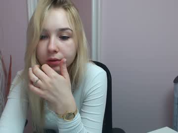 girl lila_page image #1097367