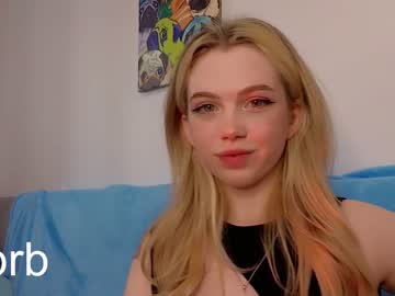 girl small_blondee image #4416556