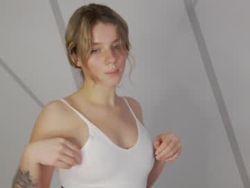girl aksinya_carter image #6196370