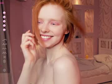 girl gingers_hugs image #5985837