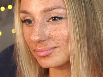 girl artease image #5254857