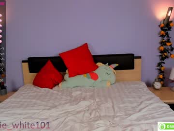 girl foxhilary image #1899650