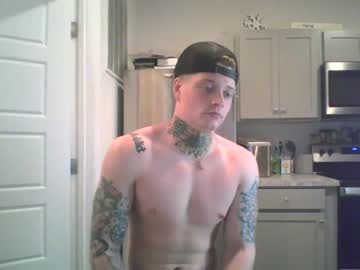 man redinthebed image #6469184