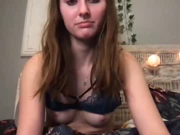 girl tiffanytee2 image #3391344