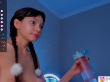 girl bzzzme image #6415779
