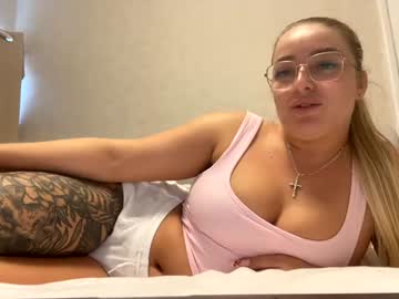 girl crystalstreams image #6955498
