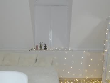 girl shy_cut1e image #4930897