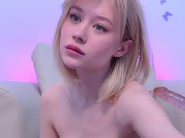 girl shycinderella image #1334014