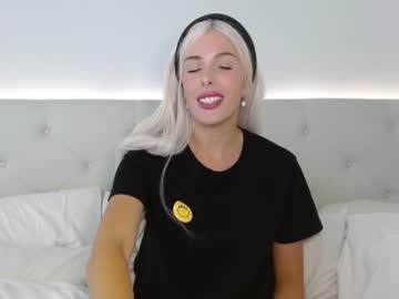 girl catberg image #3465304