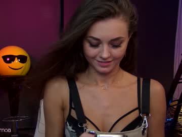 girl lettymoa image #4656411