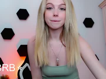 girl small_blondee image #4582170