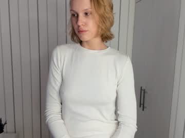 girl noreenelletson image #6135279