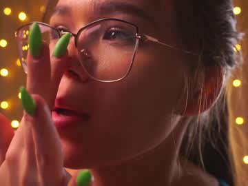 girl helenmoors image #4455295