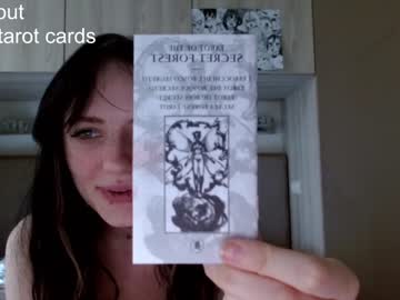 girl elizabethbritanny image #1662625