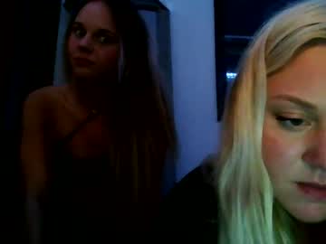 couple prettypoliteladies image #4686075