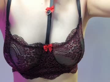girl lucie_beltran image #3483933