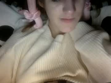 girl xprsv image #4075887