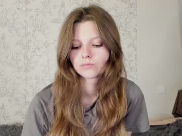 girl alainaestrada image #5526390