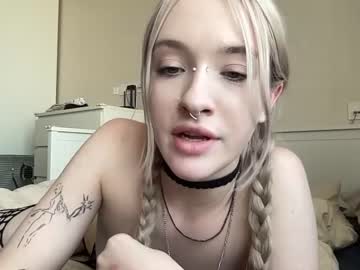 girl crrystalluna image #5202171