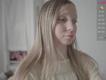girl pureangeldolores image #5958422